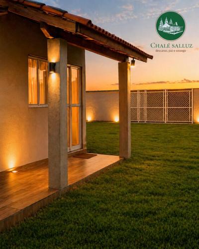 Capela do Alto Cabin | Chalé Romântico Privativo com vista para Montanhas