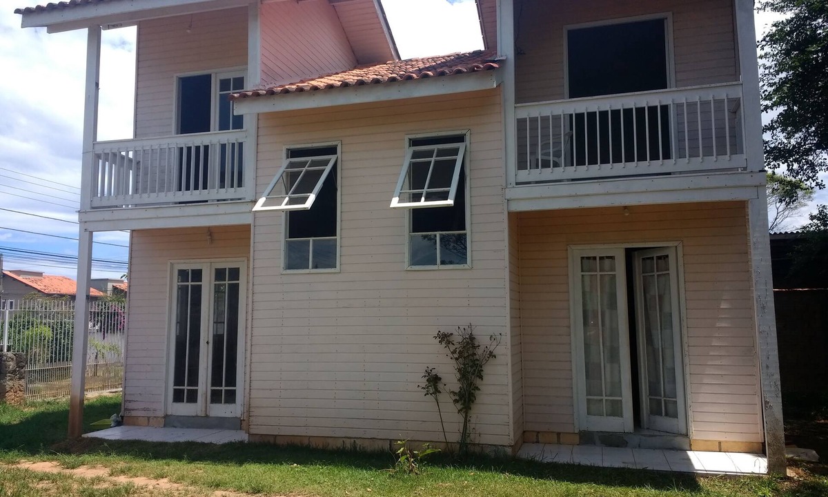 Campeche Ski Chalet | Chalet 300m from Campeche Beach