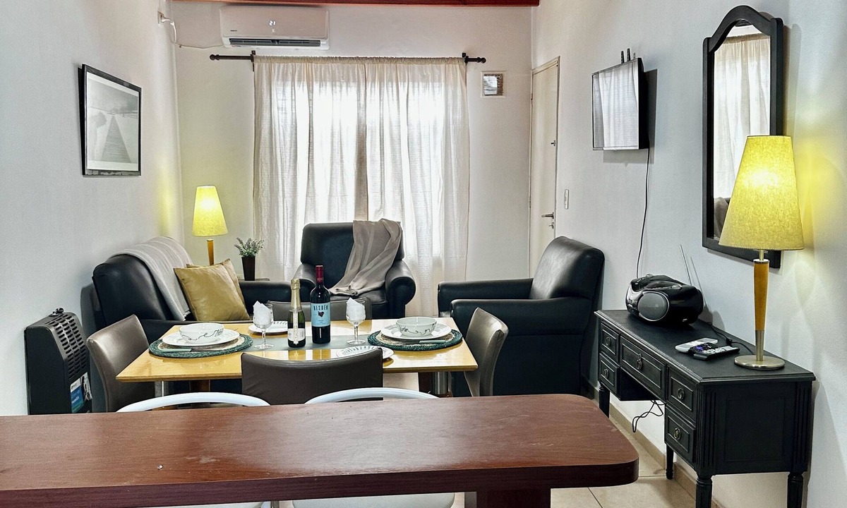 Godoy Cruz Apartment | Charming 1-bedroom apart. with WiFi, AC, garage propio in welcoming Godoy Cruz