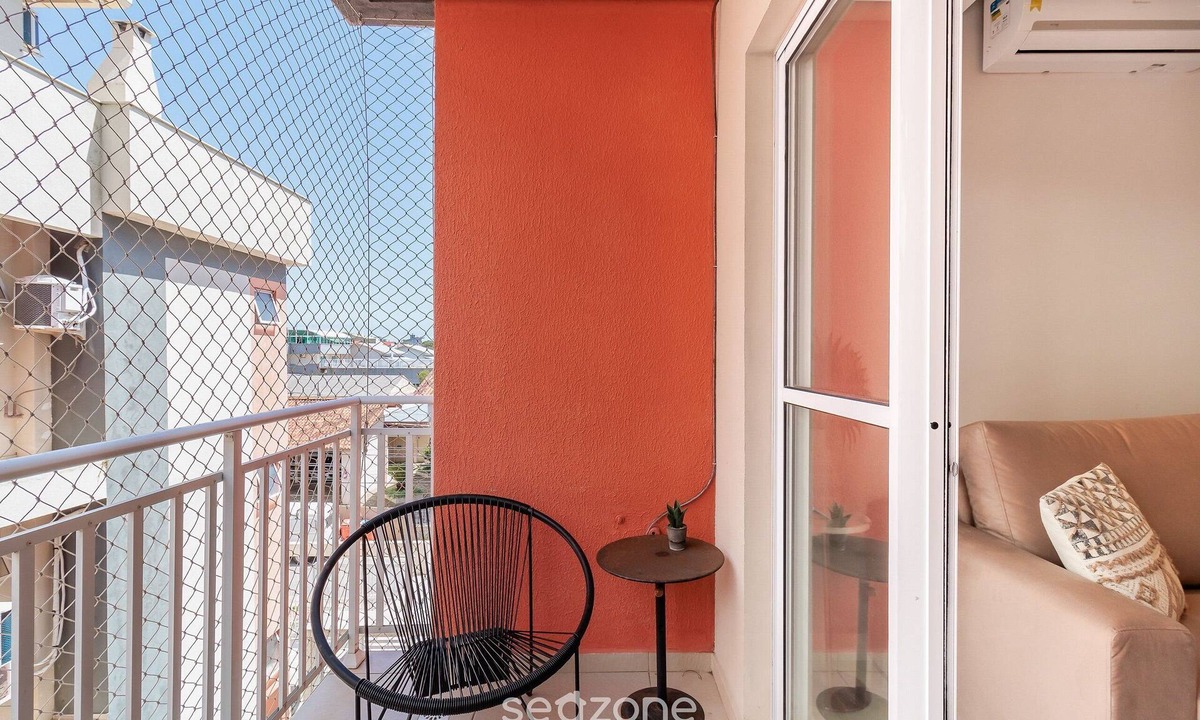 Santinho Apartment | Charming Apt Just 600m From the Sea! - VLA