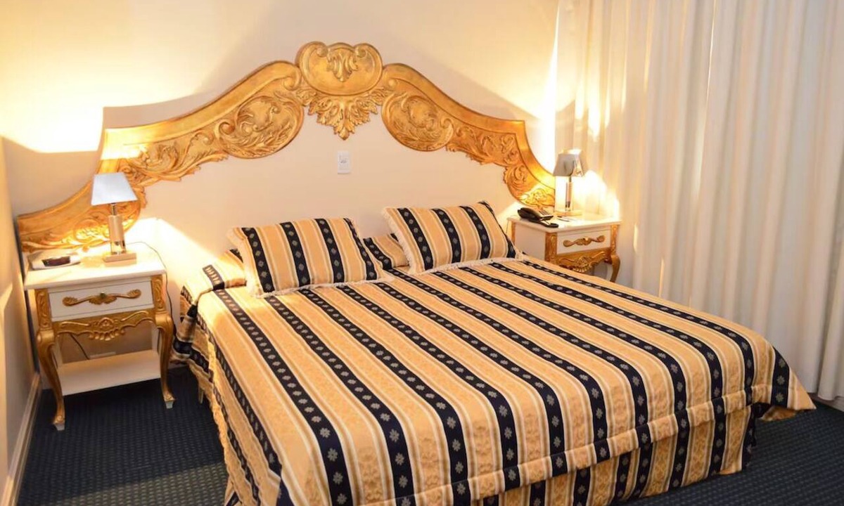 Centro Hotel | Charming Space w/Laqueada Wood Decor + “O Desbravador” Nearby