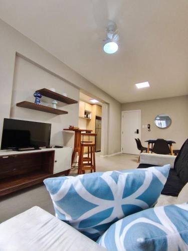 Centro Apartment | Charmoso 2 dormitórios a poucos passos da Praia em Balneário Camboriú!