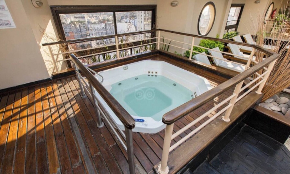 Microcentro Hotel | City-Centric Room Ideal for Walking to The Obelisk | Rooftop Pool, Pet-Friendly