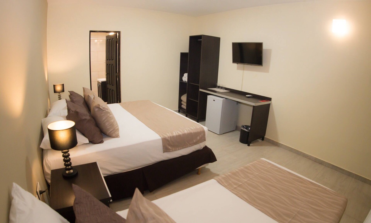 Zona Granja Hotel | Complejo Turistico Americano