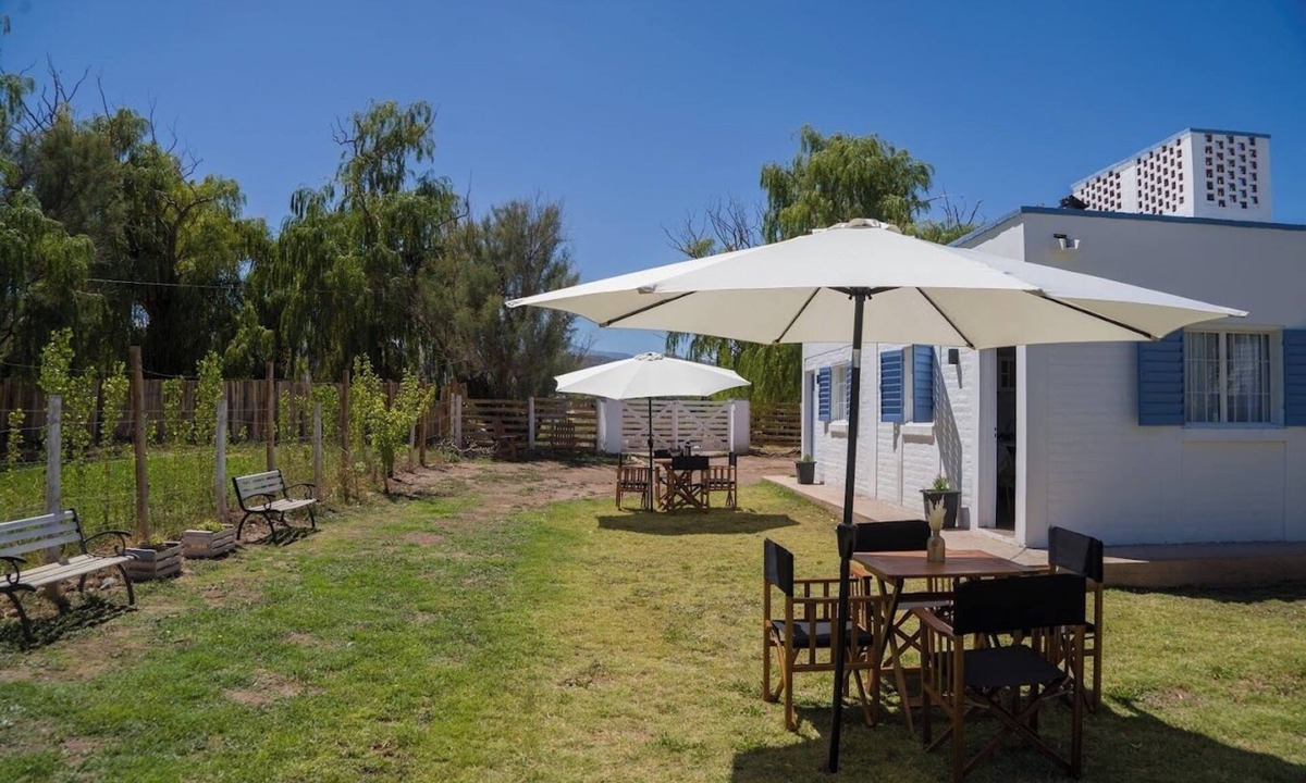 Barreal Apartment | Complejo Willy Pampa - 1 bedroom apartment in delightful Barreal with WiFi, AC