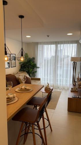Encarnacion Apartment | Confortable ideal para descanso y turismo con amenities, Parking y Rooftop Ubicación Privilegiada!