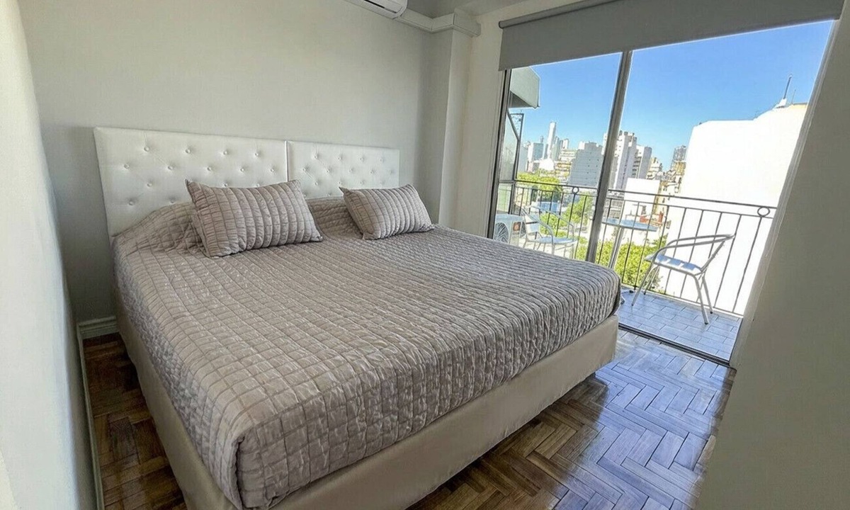 Constitucion Apartment | Conforto e localização estratégica em San Telmo, próximo a universidades.