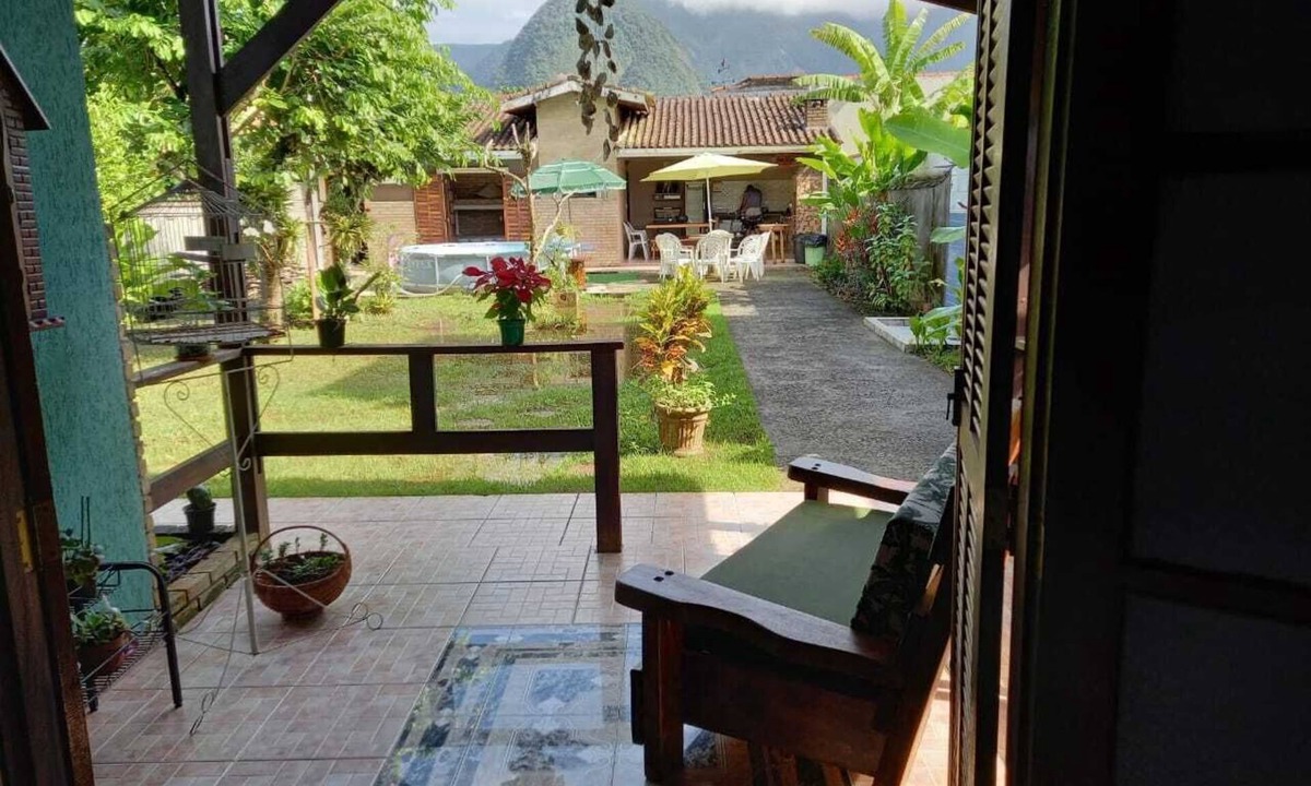 Morada da Praia House | Cozy cottage north coast Boraceia / Bertioga