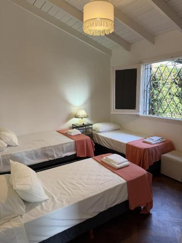 Ezeiza Bed & Breakfast | Cuatro Soles
