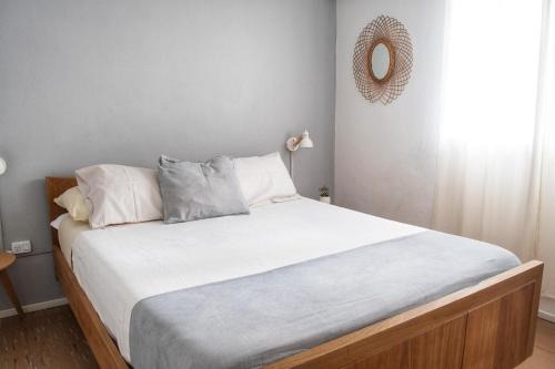 Guaymallen Apartment | Dúplex minimalista cerca Hilton Mendoza y Bodega Los Toneles Helen Aloja