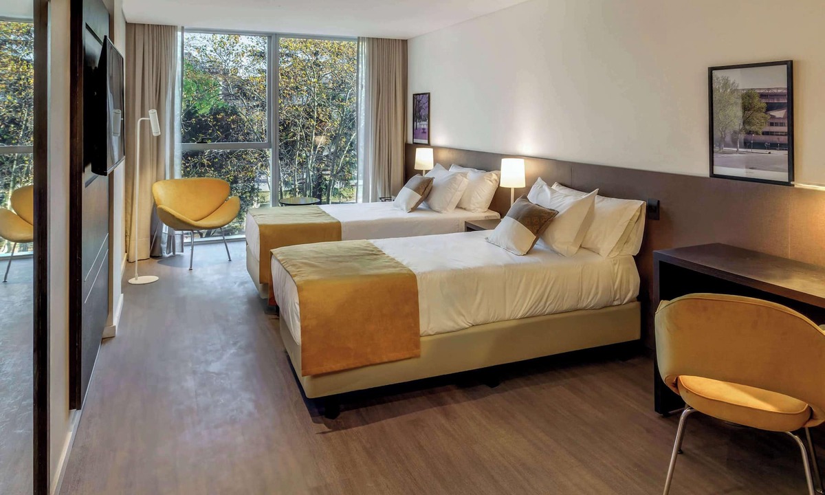 La Plata Hotel | Dazzler by Wyndham La Plata