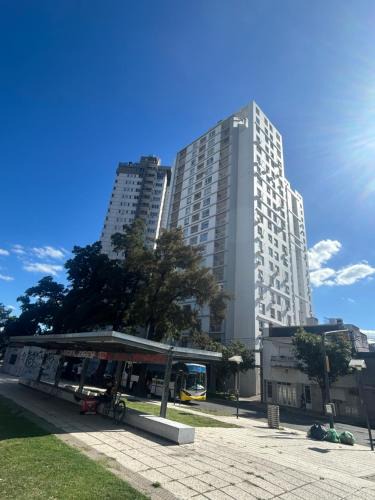 Santa Fe Apartment | Departamento de dos dormitorios con cochera a metros de Bv Pellegrini