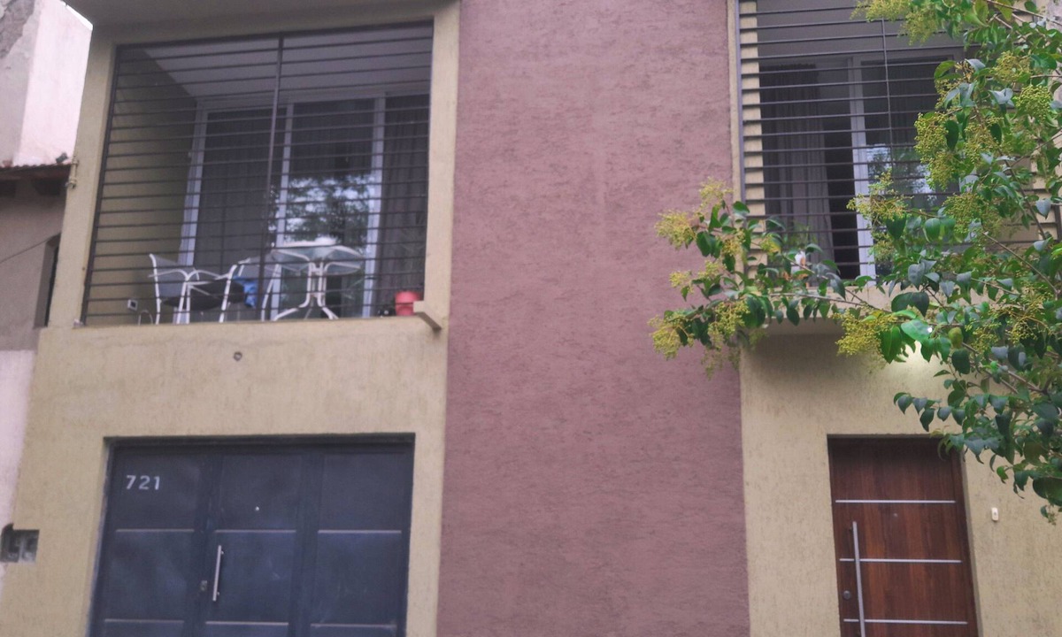 Mendoza City Center Apartment | Departamento temporal ubicado frente al Parque Central de la Ciudad de Mendoza.