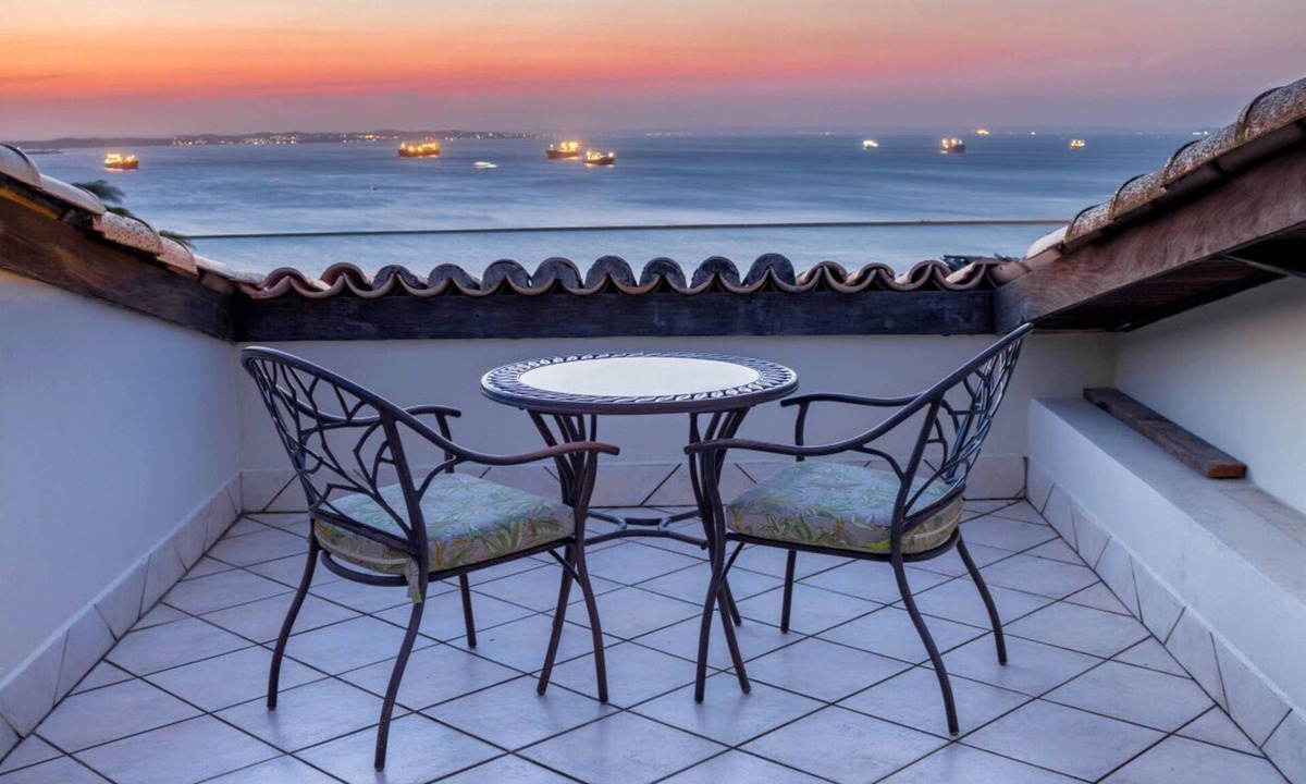 Salvador Apartment | Direita S.Antonio-Top Quarto e sala com 2 terracos.