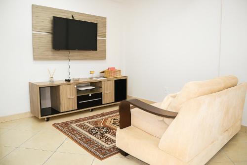 Centro Apartment | Dois quartos Cozinha completa Wi Fi Self check in com senha Central e perto de tudo a 4,4Km da Rodoviária e 15,4 km do Aeroporto Apartamento 301