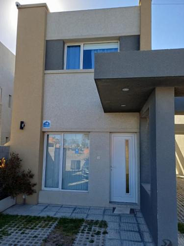 Playa Union House | Duplex De Los Padres