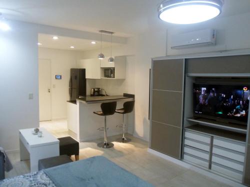 Parque Patricios Apartment | Dzain 1 - PISCINA -Gym- Cochera - Parrilla- Playromm- cercania Garrahan, favaloro, Britanico