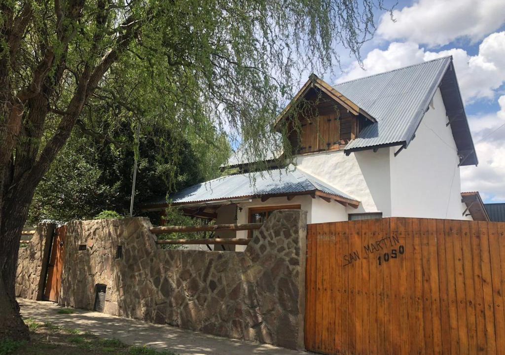Junin de los Andes House | El Tranco - Casa "Tu Lugar"