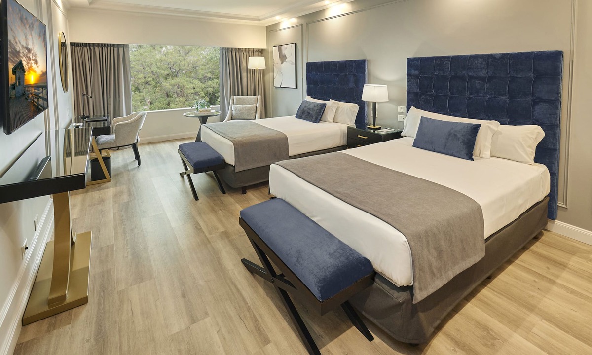 Retiro Hotel | Emperador Hotel Buenos Aires