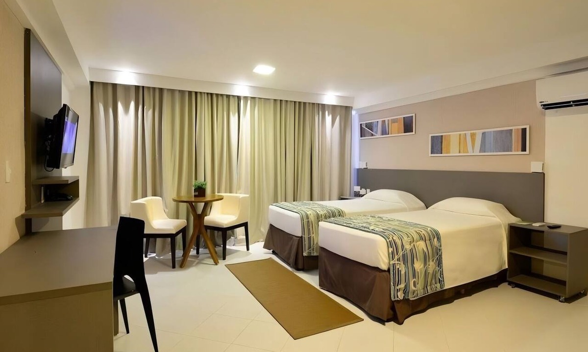 Cabo Branco Hotel | Enjoy Beachfront Bliss at Family Suite Near Tambau Beach - Free Breakfast!