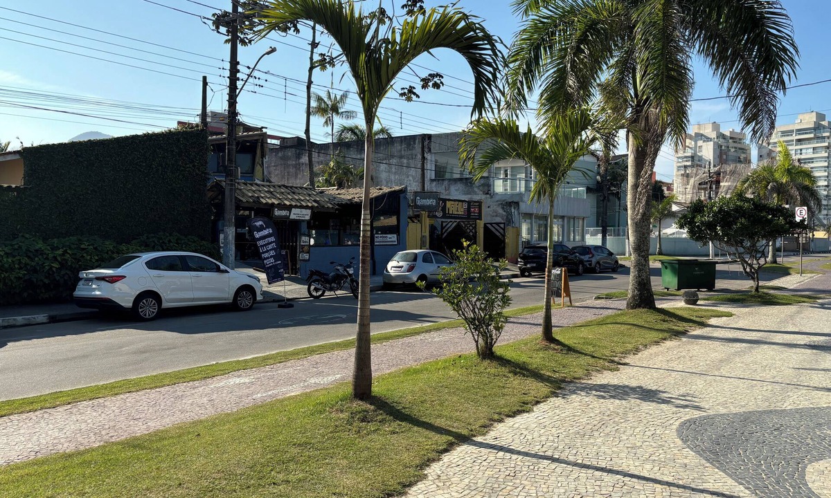 Martim de Sa Apartment | Enjoy some wonderful moments by the sea.