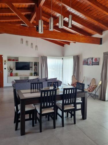 Villa Giardino House | Escondite Serrano