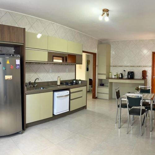 Centro House | Espaço Amplo e Aconchegante !