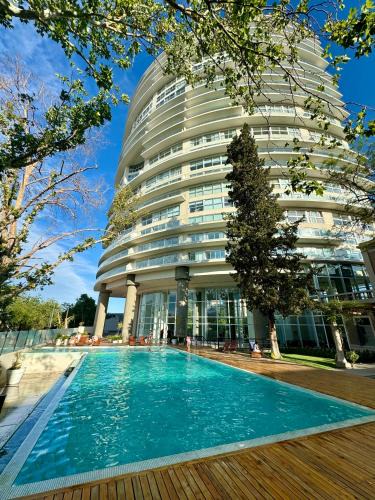 Mendoza City Center Apartment | exclusivo departamento en Torre Leloir, Seguridad 24 HS cochera privada