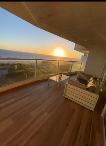 Monte Hermoso Apartment | Exclusivo Semipiso frente al mar