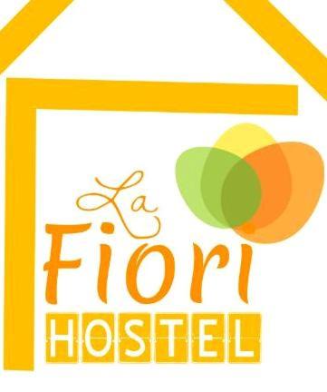 Taguatinga Norte Hostel | fiori centro