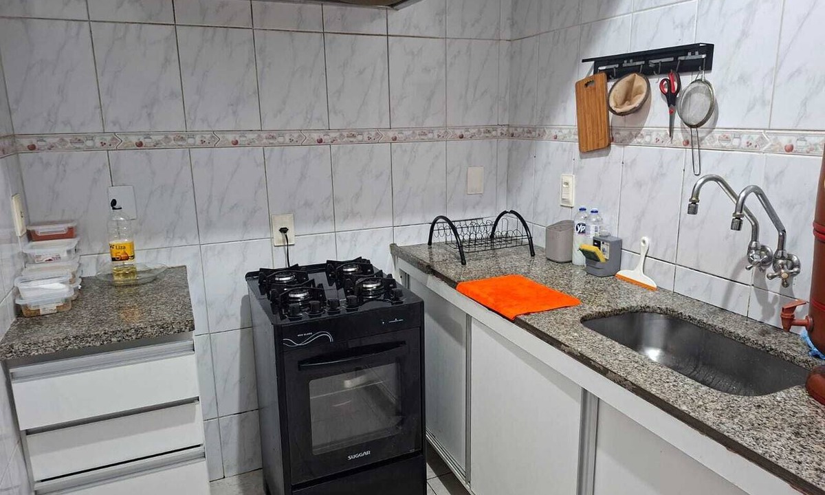 Joao Pinheiro House | FOURTH GROUP FOR THREE PEOPLE
