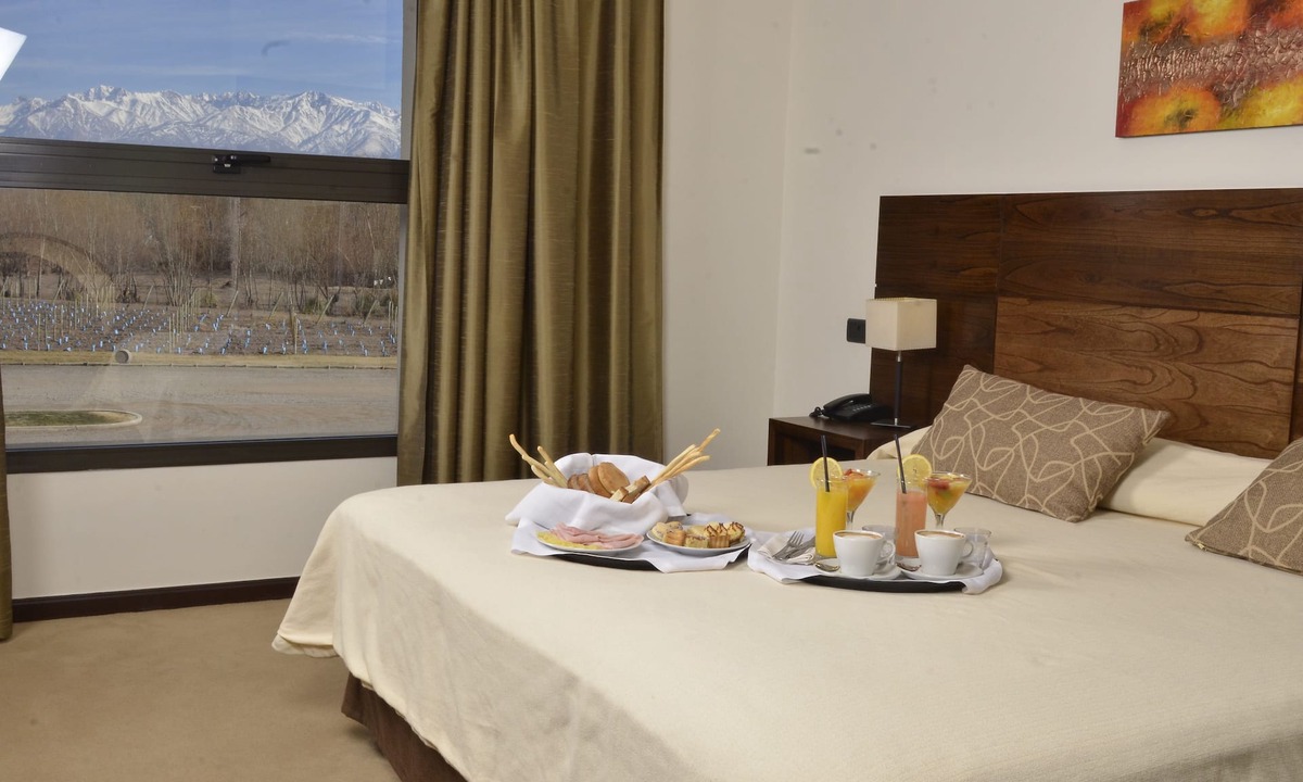 Vista Flores Hotel | Fuente Mayor Hotel And Resort
