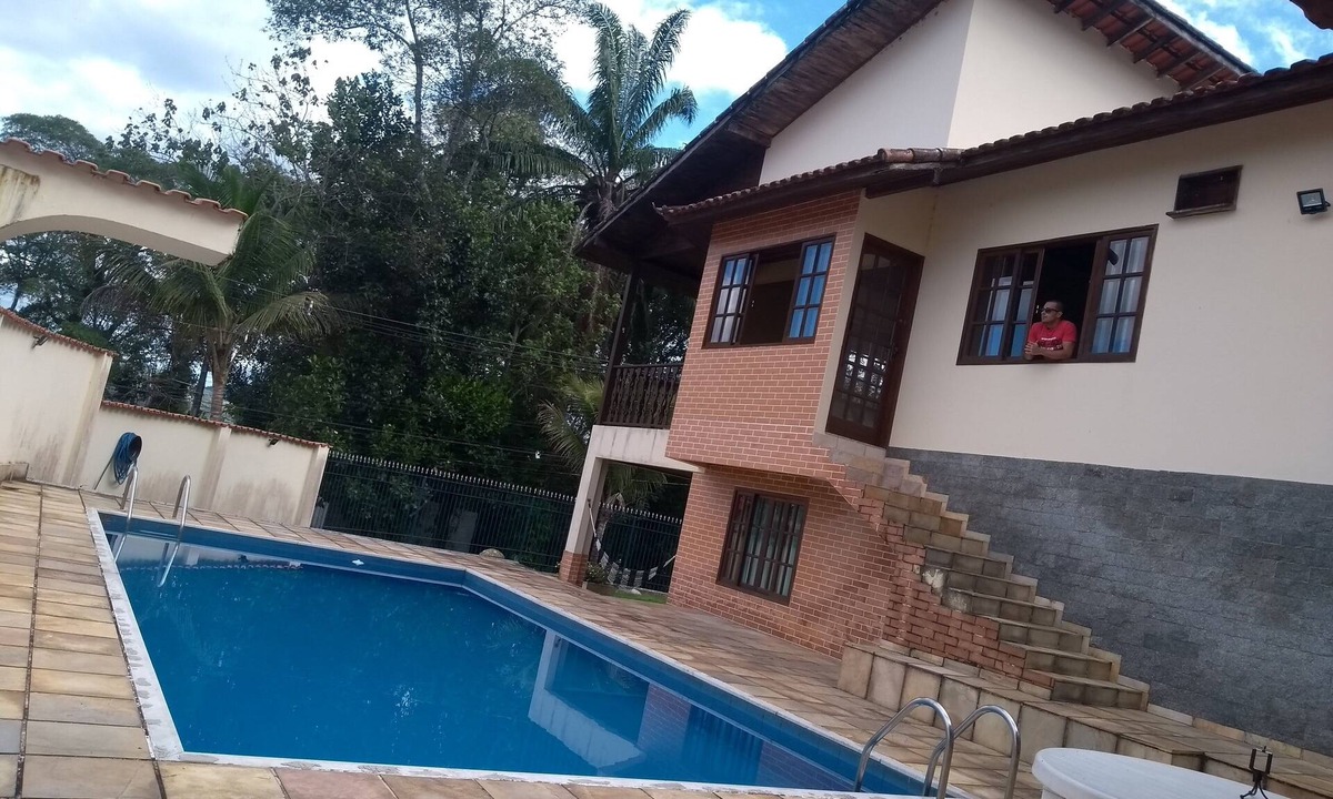 Guapimirim House | Great house in a gated community