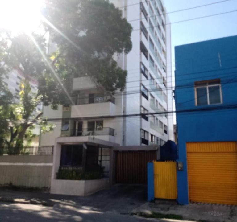 Torre Apartment | Great location, ready to move in