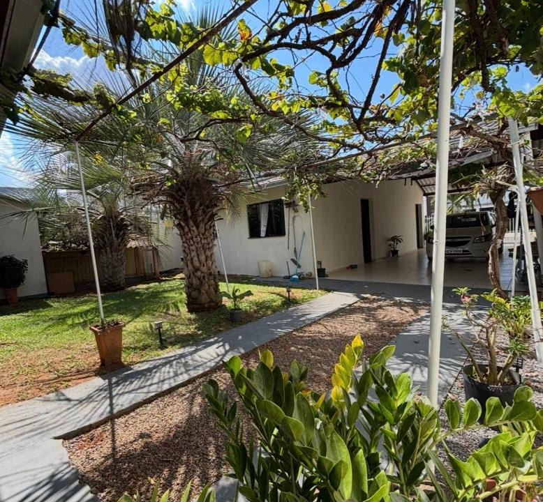 Parque das Emas House | Guest House tranquilas no bandeirantes