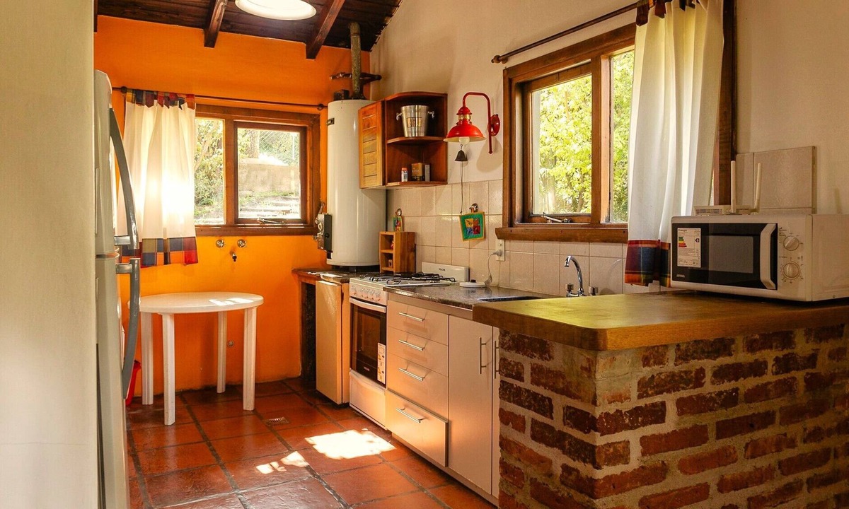Playa Bonita Ski Chalet | Hermosa Casa con Jardín y Vista a las Montañas