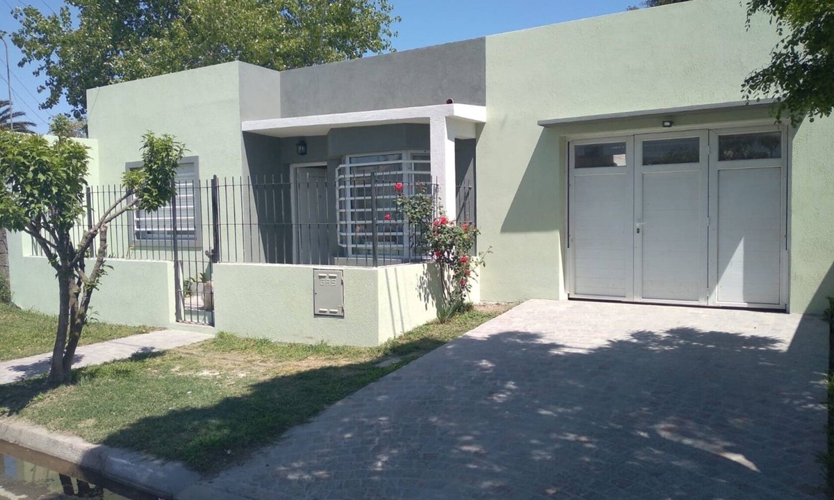Olavarria House | Hermosa y Tranquila Casa - 6 Personas -ideal Para Viajes en Familia y Mascotas