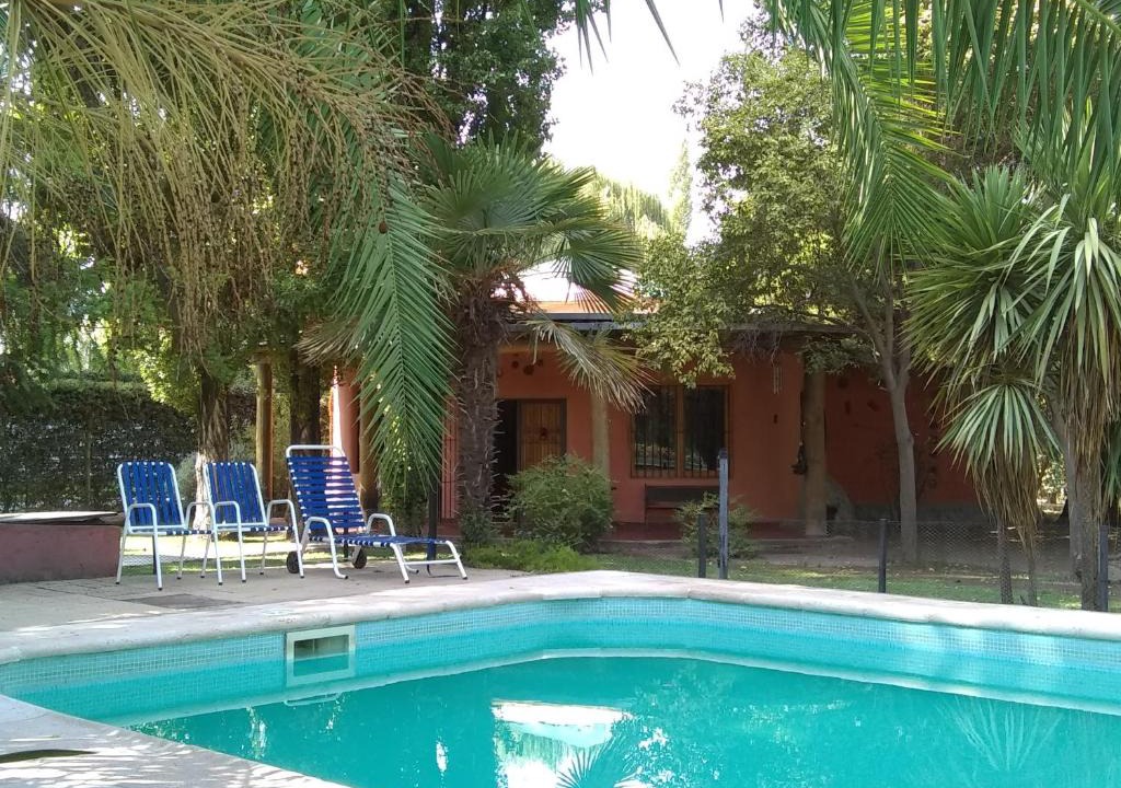 Maipu Cabin | Hermosas unidades, abundante naturaleza y gran piscina