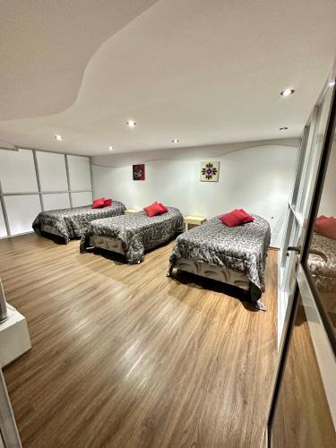 Necochea Apartment | Hermoso duplex 5 ambientes en Necochea! frente al mar
