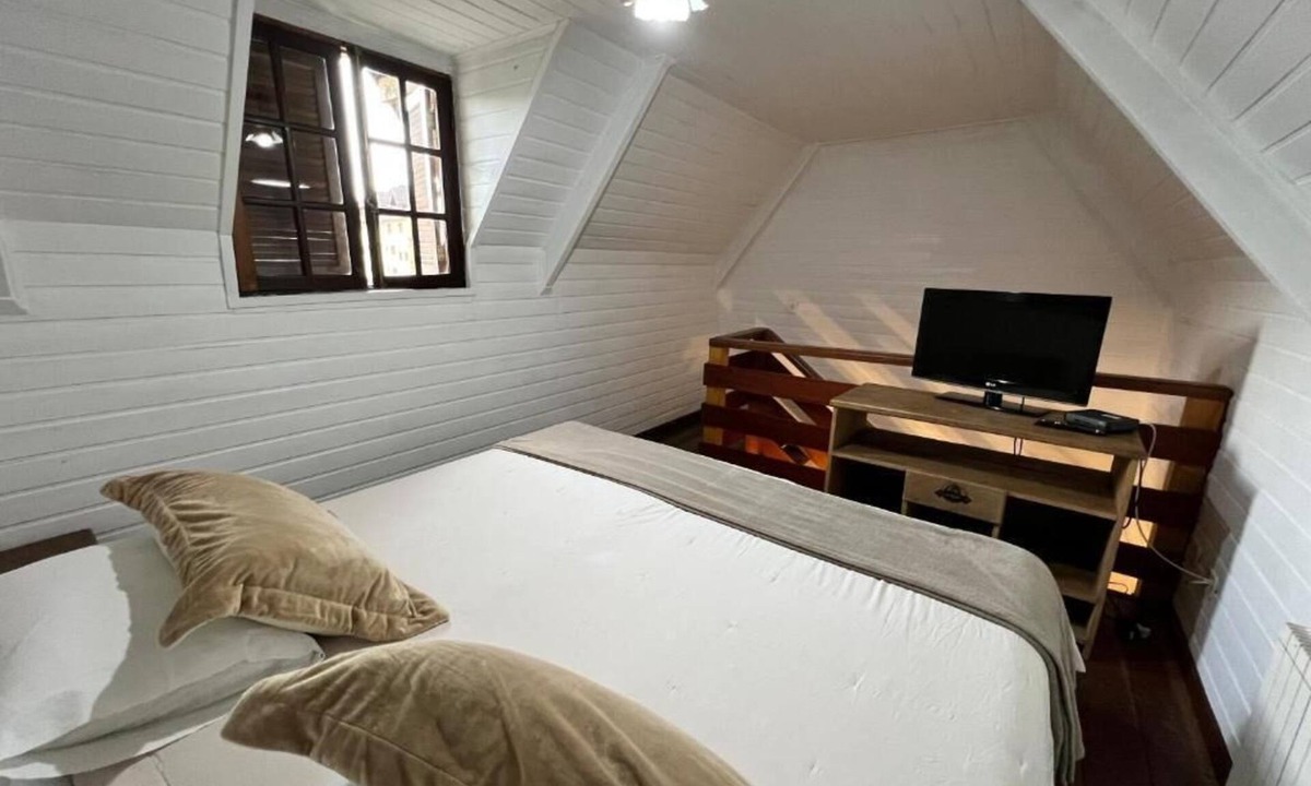 Jardim Andira Apartment | Home & Hosting - Comfort Triple Room