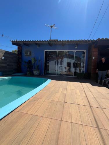 Bonfim House | Hospedagem familiar com piscina e churrasqueira