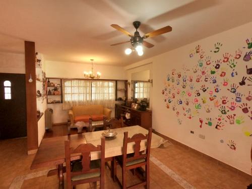 Comuna 10 House | Hostel Ciro
