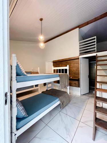 Costeira do Pirajubae Hostel | Hostel Ribeirão Dourado