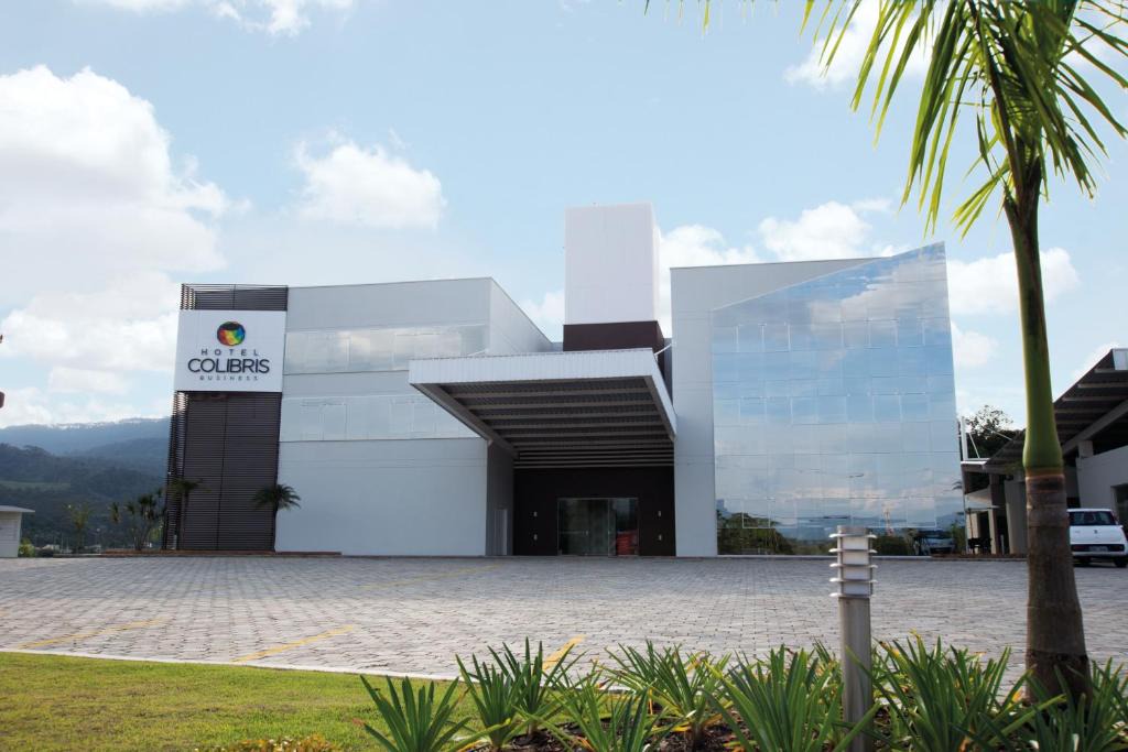 Lontras Hotel | Hotel Colibris