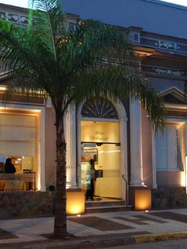 Colon Hotel | Hotel Holimasú