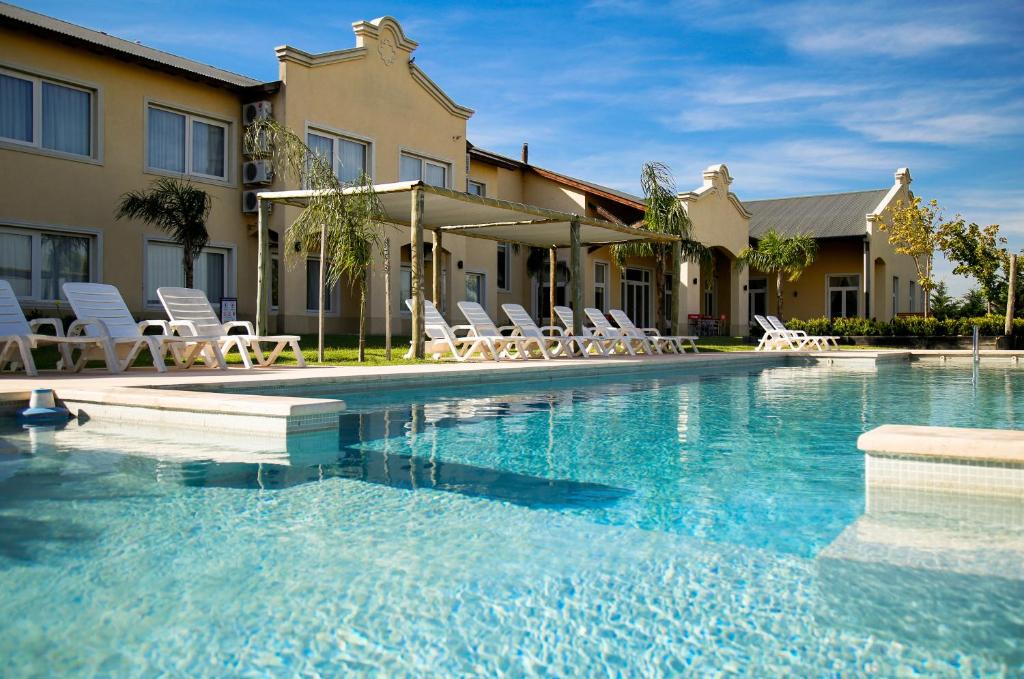 Trenque Lauquen Hotel | Hotel Howard Johnson Trenque Lauquen