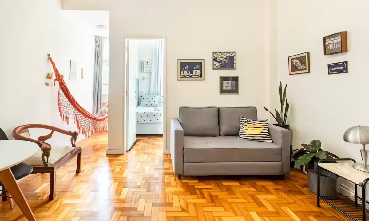 Leme Apartment | Hotel Mama! Copacabana (Post 1 - Leme)
