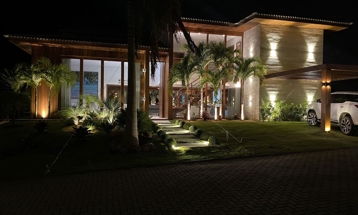 Praia do Forte House | House 8 Suites, High Luxury. in the newest condominium Praia do Forte