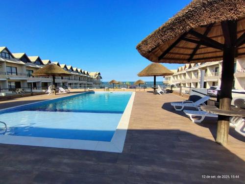 Barra Velha House | Houses in a beachfront condominium with a swimming pool in Itajubá - MCSs