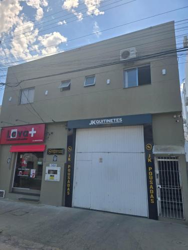 Simoes Lopes Apartment | JK QUITINETES ECONOMICO com garagem CENTRAL